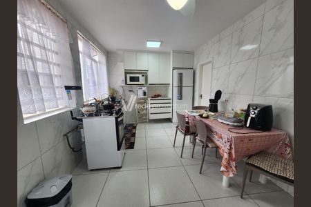 4_photo/94c8cf4b39.26e1e0eb7d3c5cc2-ATLAS-5b32d075-6388-4368-9c2f-e65d412e6923.jpg de apartamento à venda com 4 quartos, 123m² em Centro, Campinas