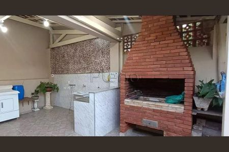 6_photo/94c8cf4c8d.04a823dc9d4d949a-ATLAS-46444eb2-67a2-4ac7-a984-7f75f8c52aeb.jpg de casa à venda com 2 quartos, 207m² em Centro, Campinas