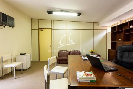 8_photo/94c8cf4d7b.2c445d7a253e7411-ATLAS-7ba957bd-65cb-4e3c-b3bb-80d6ee641a3e.jpg de casa à venda com 6 quartos, 189m² em Centro, Campinas