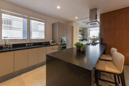 10_photo/94c8cf4e35.8343d381dadd1c9c-ATLAS-576c871b-da85-4b5b-aea3-21cdeba047b0.jpg de apartamento à venda com 3 quartos, 256m² em Centro, Campinas