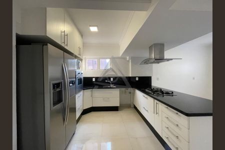 11_photo/94c8cf4e47.c5d1a64dece4f495-ATLAS-5b0969d7-64db-4c58-88f4-10982f025350.jpg de apartamento para alugar com 4 quartos, 300m² em Centro, Campinas