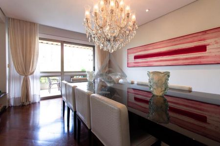 5_photo/94c8cf522f.2b4381d368a6f37f-ATLAS-1130e5da-88ac-4bbf-8d92-0d4a32de15bb.jpg de apartamento para alugar com 4 quartos, 670m² em Centro, Campinas