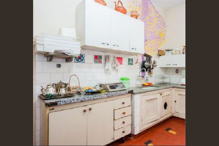 12_photo/94c8cf52bf.732b7fd8aaa5f07d-ATLAS-b3262a3c-c8f1-4aa0-b8af-0306331f7f3e.jpg de casa à venda com 4 quartos, 153m² em Cambuí, Campinas