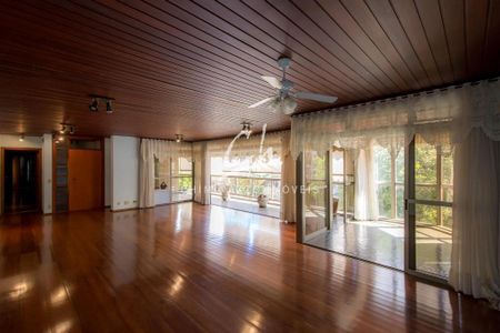 6_photo/94c8cf54f5.1e9d1ba85beb8478-ATLAS-38221b2d-b79f-4ed3-a6d7-dcabdaab7a98.jpg de apartamento para alugar com 5 quartos, 650m² em Cambuí, Campinas