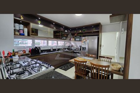 5_photo/94c8cf574f.040929e4059d90de-ATLAS-21d18573-596a-44e9-8cf4-8181271dfec0.jpg de apartamento para alugar com 4 quartos, 213m² em Cambuí, Campinas