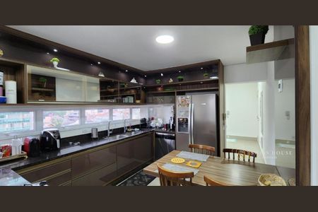 11_photo/94c8cf5751.448e6de24b2f7a2e-ATLAS-7690d2b8-176a-4d85-8ce2-20d22e32038f.jpg de apartamento para alugar com 4 quartos, 217m² em Cambuí, Campinas