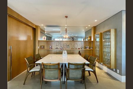 4_photo/94c8cf5751.caf6c04f909f2ef2-ATLAS-172fdb84-65a5-4d22-9818-d6fd7bb143ee.jpg de apartamento para alugar com 3 quartos, 213m² em Cambuí, Campinas