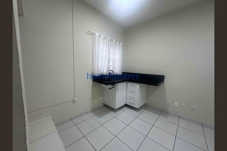 4_photo/94c8cf5779.b97733ac54945130-ATLAS-87b4f3e0-3e51-4d90-a6cd-db837b2fc8b2.jpg de casa para alugar com 1 quarto, 110m² em Cambuí, Campinas