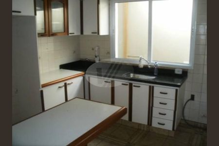 4_photo/94c8cf6301.2899b17cdfb92887-ATLAS-1e218012-534a-4dbd-bfd6-e0888a3f2b05.jpg de casa à venda com 3 quartos, 233m² em Jardim Flamboyant, Campinas