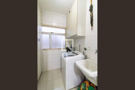 4_photo/94c8cf65fd.c97e9adead7bad87-ATLAS-b3d3a782-631e-4563-bd94-bbcba2152545.jpg de apartamento à venda com 2 quartos, 153m² em Jardim das Paineiras, Campinas