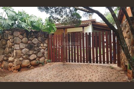4_photo/94c8cf6867.6f3426350093cd90-ATLAS-d8c10abc-d4f9-4c40-a945-389349ccf2f2.jpg de casa à venda com 4 quartos, 720m² em Chácara da Barra, Campinas