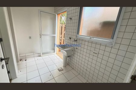 37_photo/94c8cf68d5.fd1287ba65cc6047-ATLAS-a96c68d1-6d06-42c8-a554-82a9f7bf2dc6.jpg de casa de condomínio à venda com 3 quartos, 172m² em Jardim das Paineiras, Campinas