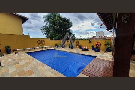 4_photo/94c8cf68f7.7980aed8fa71c73b-ATLAS-0ef235f3-1c86-4051-b2de-3de44000f194.jpg de casa à venda com 4 quartos, 356m² em Jardim das Paineiras, Campinas