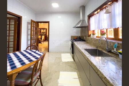 5_photo/94c8cf68f9.0473144d3f262afb-ATLAS-9cd96645-513d-4808-8b2c-5b2c28522de8.jpg de casa à venda com 4 quartos, 355m² em Jardim das Paineiras, Campinas