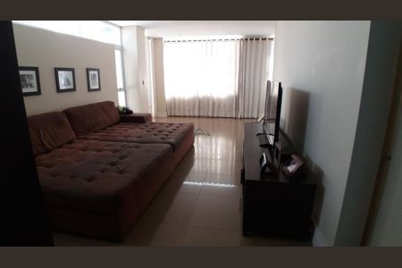 4_photo/94c8cf6a03.a64c9b8819d7c011-ATLAS-1c254a9d-d3c6-42cf-8c7e-84cfe21ce6f6.jpg de casa à venda com 3 quartos, 600m² em Jardim Itamarati, Campinas