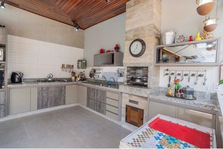 5_photo/94c8cf6ac3.c2769eb4e737d4f2-ATLAS-531a7d95-17e0-4091-b3d3-601d6cb165b2.jpg de casa à venda com 3 quartos, 281m² em Nova Campinas, Campinas