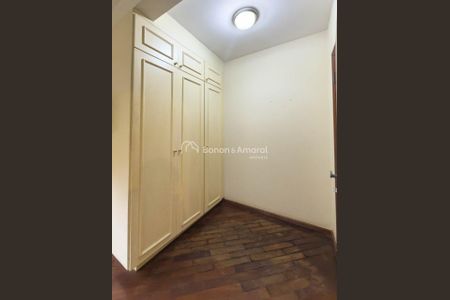 10_photo/94c8cf6b9b.ce8cc74eeaa87803-ATLAS-7d7b5561-01dc-42e8-8b75-82ab92a5565b.jpg de casa de condomínio à venda com 3 quartos, 371m² em Chácara da Barra, Campinas