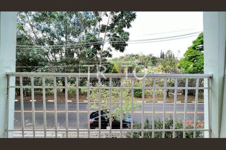 4_photo/94c8cf6baf.81c488c884db3593-ATLAS-0bcfb5c5-ab7d-44af-9f4d-7ce882f74ba9.jpg de casa à venda com 3 quartos, 235m² em Jardim Sao Carlos, Campinas