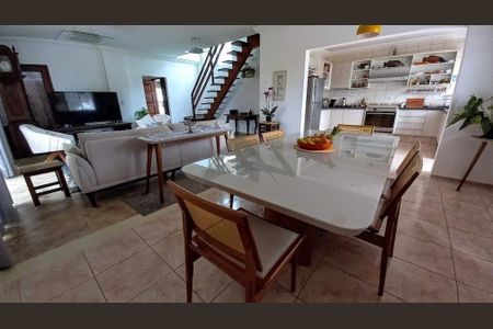 2_photo/94c8cf6c93.aa320bc0d5d15275-ATLAS-3273ec1a-e7ec-4d65-9a56-4d8e7d80159d.jpg de casa à venda com 3 quartos, 319m² em Jardim das Paineiras, Campinas