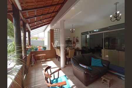 6_photo/94c8cf728f.f2bfaed4af7a5e8b-ATLAS-276e271a-340b-4918-bd46-5cd01200dfd5.jpg de casa à venda com 4 quartos, 272m² em Vila Brandina, Campinas