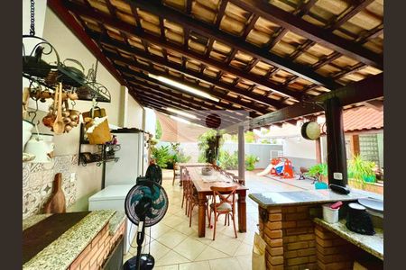 2_photo/94c8cf728f.f2bfaed4af7a5e8b-ATLAS-af763089-15ad-4130-a0f6-89568ae37ebe.jpg de casa à venda com 4 quartos, 253m² em Vila Brandina, Campinas