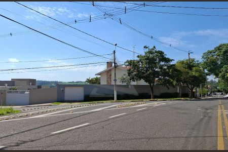 5_photo/94c8cf72e9.ae537c11cfa6cc3a-ATLAS-42a95a80-6464-4f81-adac-957617e49baf.jpg de casa para alugar com 3 quartos, 298m² em Vila Brandina, Campinas