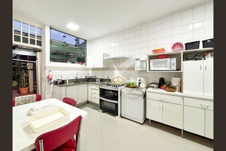 11_photo/94c8cf732b.203ffe32249db6fb-ATLAS-9023d26a-a8cf-4dda-9f34-ca4b5af0519b.jpg de casa para alugar com 4 quartos, 350m² em Vila Brandina, Campinas