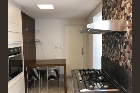 4_photo/94c8cf77bf.ea1c4bcab7bc4331-ATLAS-18e9a4f1-1968-4184-a27f-8b4f221737dd.jpg de apartamento à venda com 4 quartos, 208m² em Vila Brandina, Campinas