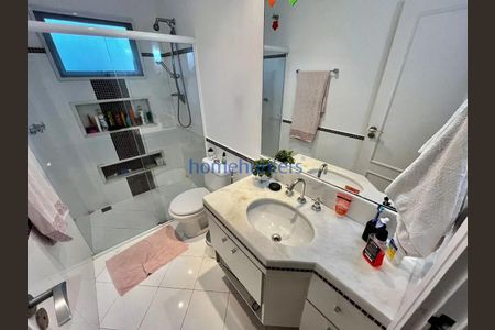 46_photo/94c8cf97c9.1ee954665fa22826-ATLAS-5e3bd521-ed6b-4bd2-9f72-f6ed0df061e5.jpg de casa à venda com 5 quartos, 307m² em Notre Dame, Campinas