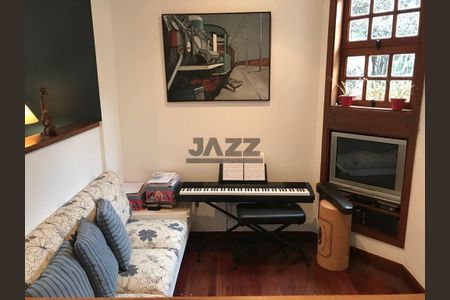 8_photo/94c8cf99e9.fc226b335a944201-ATLAS-2a0cb934-463a-4c8b-8537-6a07f07bcf27.jpg de casa à venda com 3 quartos, 276m² em Sousas, Campinas