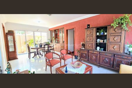 9_photo/94c8cfa16d.ee31d1fd9df23408-ATLAS-d5c442d1-aa16-4845-a77d-46953fd2cf5f.jpg de casa à venda com 3 quartos, 200m² em Bairro das Palmeiras, Campinas