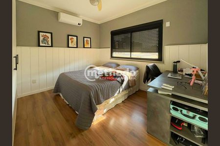 7_photo/94c8cfa21b.8c2ca795ebaebe51-ATLAS-b18fd3b5-2aae-4e07-a4fd-bc035fe77eea.jpg de casa à venda com 3 quartos, 339m² em Bairro Das Palmeiras I, Campinas