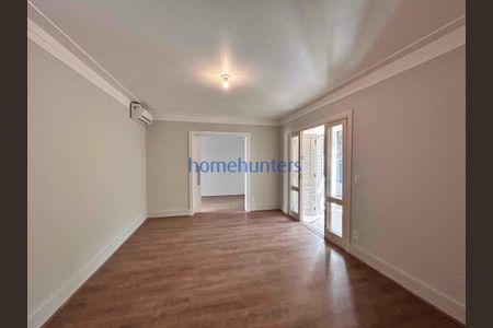 4_photo/94c8cfa26b.9b858b56d7bd4684-ATLAS-20176548-d99a-4820-ac5b-6de53bafcf44.jpg de casa à venda com 3 quartos, 316m² em Bairro das Palmeiras, Campinas