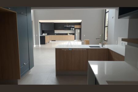 2_photo/94c8cfa33b.ab293f222e583704-ATLAS-0d0db7a2-62ea-49d5-b5c8-3f6c306d7546.jpg de casa à venda com 4 quartos, 298m² em Bairro das Palmeiras, Campinas