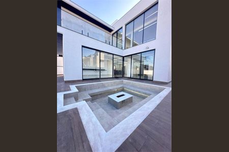 3_photo/94c8cfaf87.6721d330cc8d7611-ATLAS-b97259b4-43ec-416e-8c7c-9ad950b6df77.jpg de casa à venda com 4 quartos, 355m² em Condomínio Chácaras do Alto da Nova Campinas, Campinas