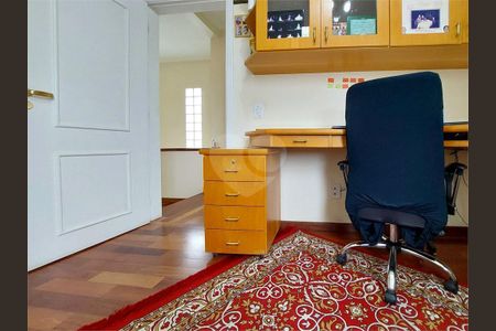 8_photo/94c8cfbad1.e9e7bffe1f964319-ATLAS-25769b1b-2d9f-46d5-ba91-9945a666afb4.jpg de casa à venda com 4 quartos, 250m² em Bairro das Palmeiras, Campinas