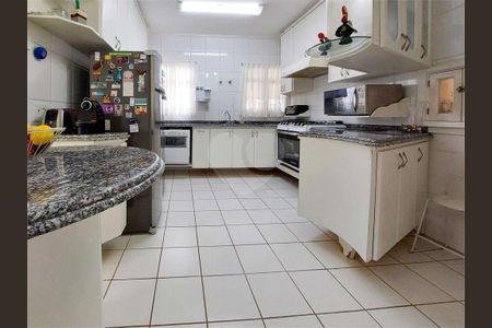 6_photo/94c8cfbad1.e9e7bffe1f964319-ATLAS-669d8957-913a-4b4c-8e9d-4e2ac82d2305.jpg de casa à venda com 4 quartos, 250m² em Bairro das Palmeiras, Campinas