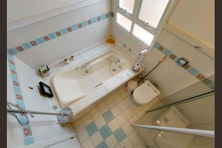 8_photo/94c8cfbad1.e9e7bffe1f964319-ATLAS-e54e92fa-be95-421e-aeec-2a74a53787b7.jpg de casa à venda com 4 quartos, 250m² em Bairro das Palmeiras, Campinas