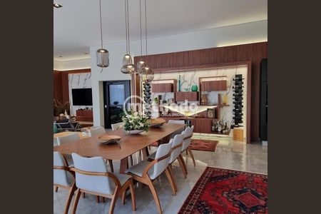 2_photo/94c8cfd167.96e81d73ac213d8c-ATLAS-47f1525d-0cf8-4ed1-9e6a-2660c669786a.jpg de casa de condomínio à venda com 4 quartos, 400m² em Campinas, Campinas