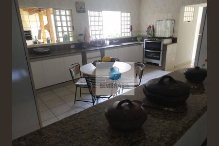 12_photo/94c8cfd86f.c27bb358fc36071b-ATLAS-e791ed4e-ab84-4f83-84fc-63ade7ca5a4d.jpg de casa à venda com 3 quartos, 227m² em Loteamento Parque das Hortências (Sousas), Campinas