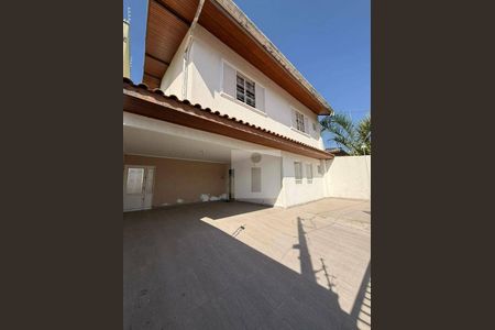 5_photo/94c8cfd87d.dc8bbd111761e841-ATLAS-31816ef3-a964-4d54-9047-63b3e4d9c39a.jpg de casa à venda com 4 quartos, 270m² em Conjunto Habitacional Vila Santana (Sousas), Campinas