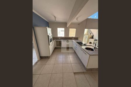 9_photo/94c8cfd87d.dc8bbd111761e841-ATLAS-5ecd5dff-0e05-4f02-821d-df3cb8f27be3.jpg de casa à venda com 4 quartos, 270m² em Conjunto Habitacional Vila Santana (Sousas), Campinas