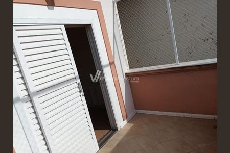 39_photo/94c8cfd87d.ec45c5915be217bb-ATLAS-56458a5c-aae3-4fbb-b2d1-facb20f814e7.jpg de casa à venda com 3 quartos, 200m² em Conjunto Habitacional Vila Santana (Sousas), Campinas