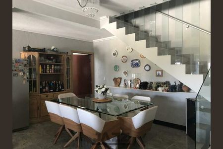 9_photo/94c8d000f5.ceff8192393c33de-ATLAS-1976b9d2-4c53-455c-b472-5134e67fbbc7.jpg de casa para alugar com 5 quartos, 215m² em Loteamento Caminhos de San Conrado (Sousas), Campinas