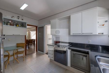 24_photo/94c8d00771.6a3329eb04d37c58-ATLAS-8564078a-37ff-4484-aef7-52aa813b9272.jpg de casa de condomínio à venda com 4 quartos, 379m² em Conjunto Habitacional Vila Santana (Sousas), Campinas