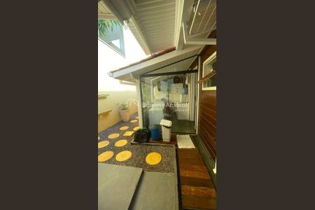 2_photo/94c8d00bcd.e9bc35269128f7e8-ATLAS-2215bcc7-0fd1-4e6c-9812-fb7f32558c40.jpg de casa à venda com 3 quartos, 292m² em Conjunto Habitacional Vila Santana (Sousas), Campinas