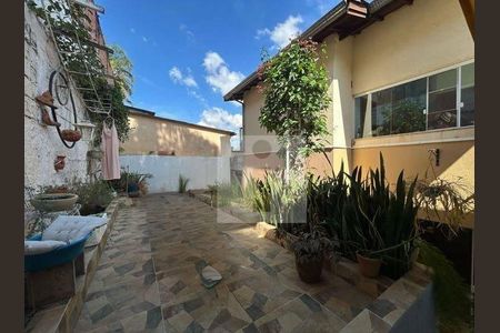 2_photo/94c8d02445.42fc04046762a4be-ATLAS-6f1f7d43-7b00-4242-9e4e-e3c2bd11fed3.jpg de casa à venda com 5 quartos, 330m² em Vila Bourbon (Sousas), Campinas