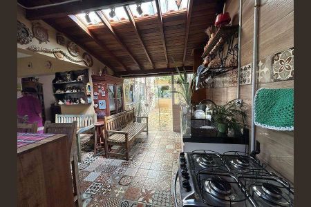 2_photo/94c8d02445.42fc04046762a4be-ATLAS-7fed0a3b-73ae-4f3e-a0a4-cfd1b9ad6e55.jpg de casa à venda com 5 quartos, 330m² em Vila Bourbon (Sousas), Campinas