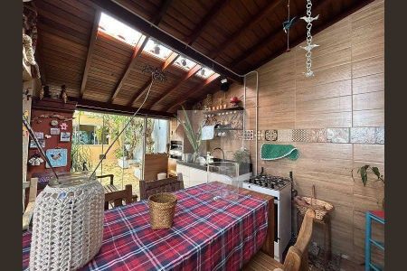 12_photo/94c8d02445.42fc04046762a4be-ATLAS-b84aeb97-1c4f-4f10-9b8b-4be97b37ef78.jpg de casa à venda com 5 quartos, 330m² em Vila Bourbon (Sousas), Campinas