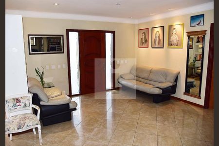 3_photo/94c8d02581.6503c9a26fc444c7-ATLAS-e41db2a7-e150-4049-869e-92c756e248f6.jpg de casa para alugar com 3 quartos, 463m² em Conjunto Habitacional Vila Santana (Sousas), Campinas